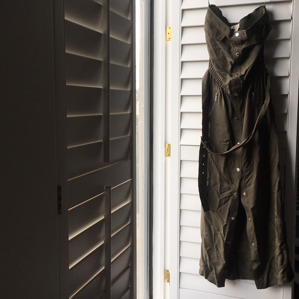 Green strapless snap up dress (never worn)